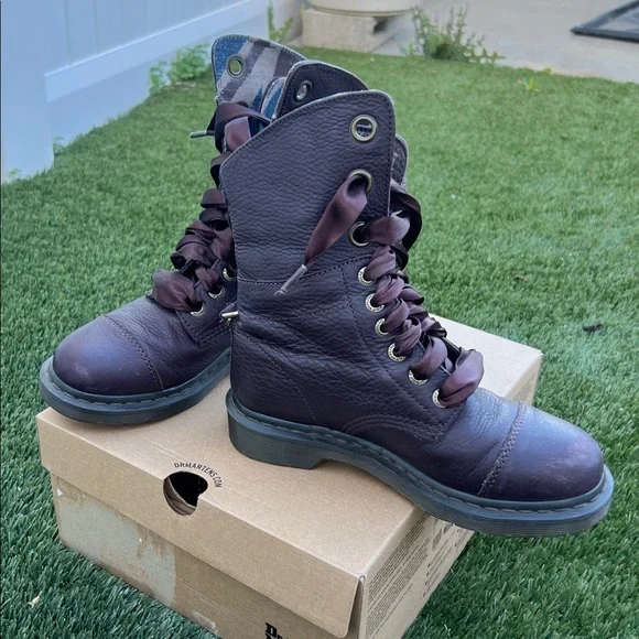 Dr. Martens Aimilie Size 7 - Picture 10 of 11